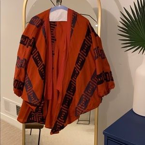 Universal Threads open poncho